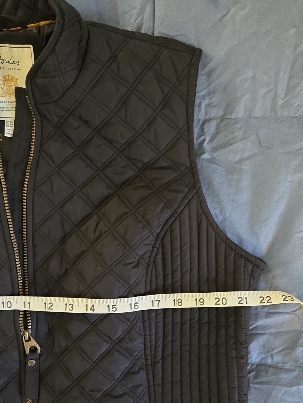 Joules Women's Quilted Sleeveless Vest Jacket - Black. Like new!  Size 18 - Picture 8 of 14